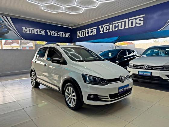 VOLKSWAGEN FOX 1.0 MPI TRACK 12V FLEX 4P MANUAL VOLKSWAGEN FOX 1.0 MPI TRACK 12V FLEX 4P MANUAL